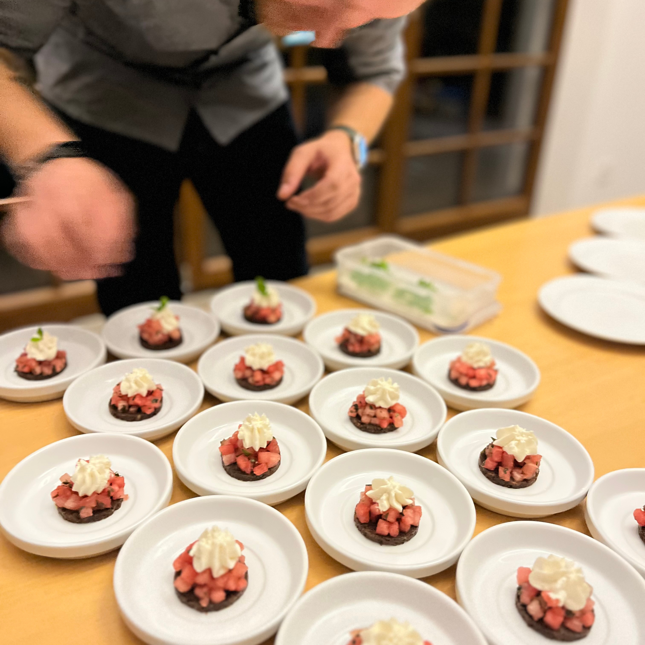 Essen mit Freunden Aktion Kuschelbär Aktion 100000